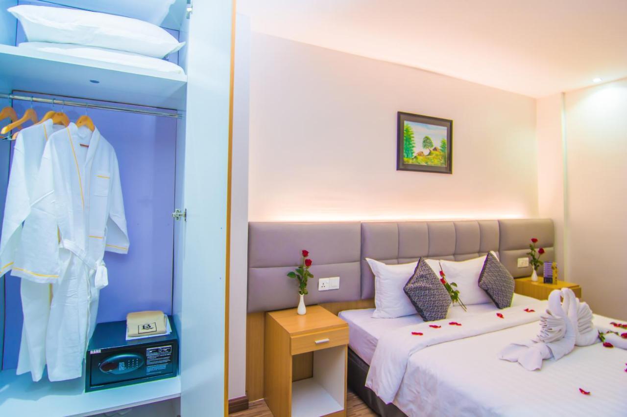 Botahtaung Hotel Yangon Exterior photo